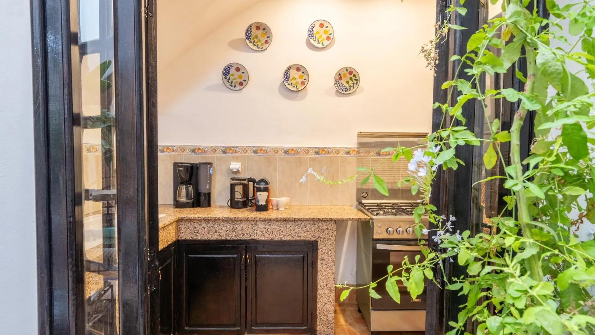 Riad Sharqi Luminous A Sunny In Marrakech Old Town Marrakesh