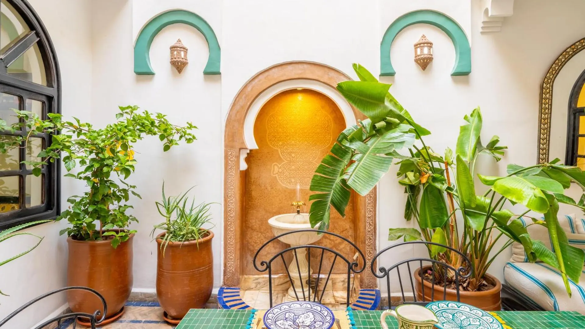 Riad Sharqi Luminous A Sunny In Marrakech Old Town Marrakesh Marruecos